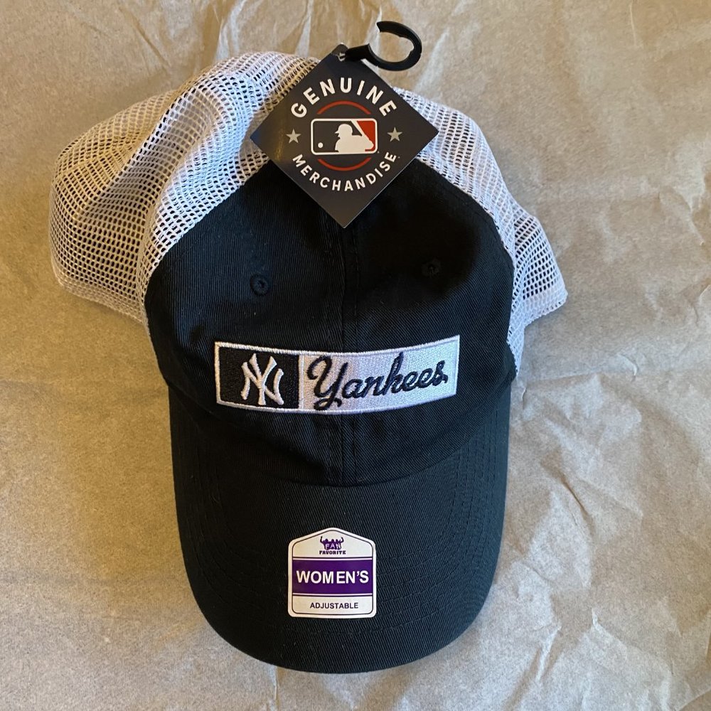 NY Yankees baseball cap (NWT)
